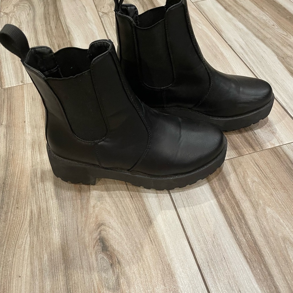 Dirty Laundry Black Chunky Ankle Boots